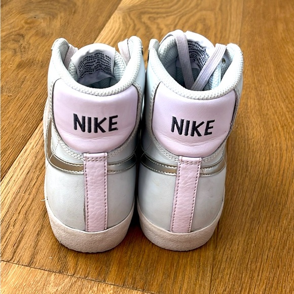 Nike Blazer Mid ‘77 shoes - Picture 4 of 4